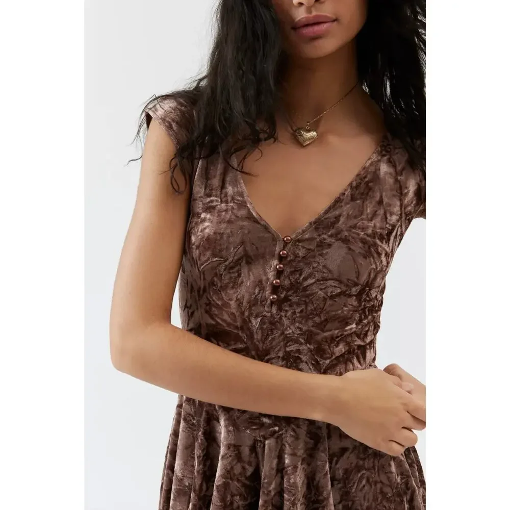 Silence + Noise Corina‎ Mini Dress Women's Size M Brown Crushed Velvet V-Neck